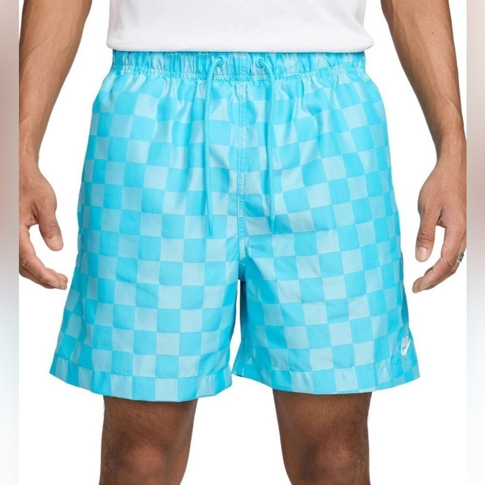 Nike Club Men's Chlorine Blue Flow Shorts size Small